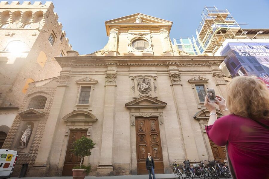 Florence: 2.5 hour Audio Guided Walking Tour led by Host - Via Maggio and Santo Spirito Across the River