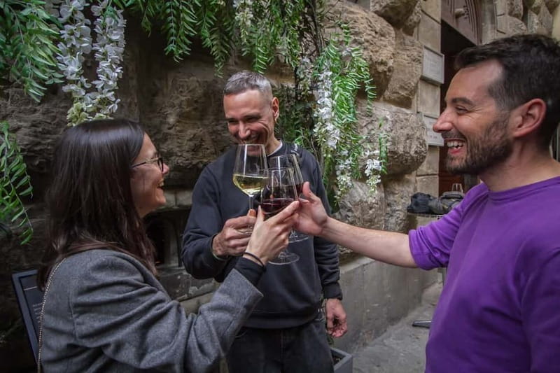 Florence: City Highlights Walking Tour & Wine Windows Option - Florence’s Roman beginnings and Renaissance rise