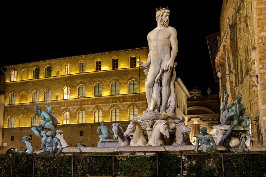 Florence: Dark Secrets & Scandals Evening Walking Tour - Key points to know before you book