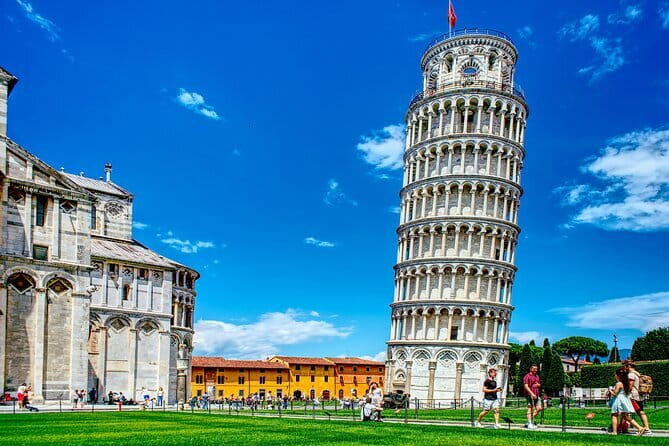 Florence: Duomo Complex with Tickets & City Walk Guided Tour - Piazza del Duomo and the Cathedral exterior