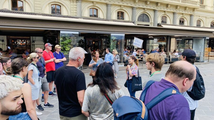 Florence: Guided Walking Tour - The guides make the difference
