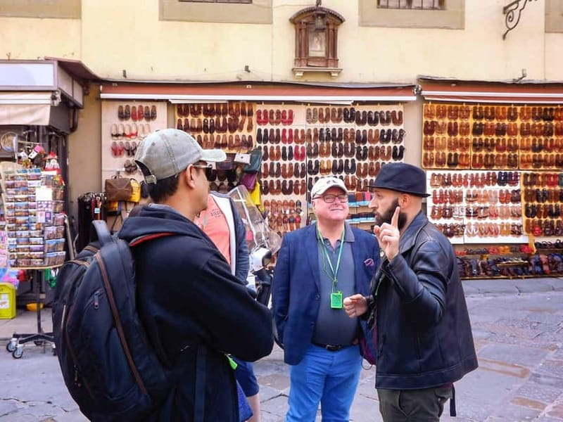 Florence: Medici Family Guided Walking Tour - San Lorenzo and the church rebuilt by the Medici