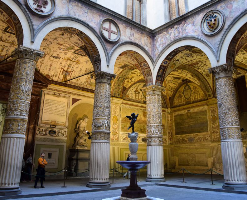 Florence: Mysteries of the Medici Guided Walking Tour - Why the Medici make such a good Florence walking tour