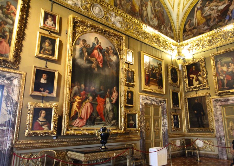 Florence: Pitti Palace Entry Ticket and Guided Walking Tour - What two hours can realistically cover