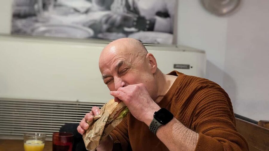Florence Street Food Walking Tour with Wine in Duomo Area - Schiacciata with Tuscan cured meat