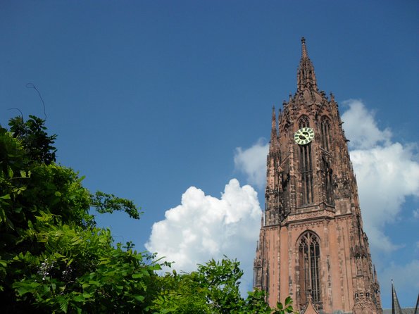 Frankfurt Highlights English Walking Tour - Old Nicholas Church and the rebuilt old town