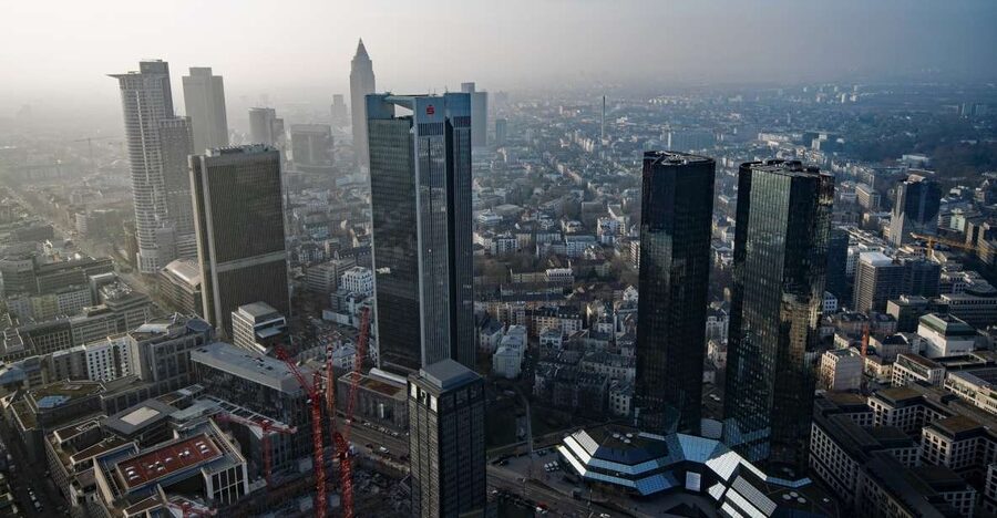 Frankfurt: Private Walking Tour with a Local - Starting at Braubachstraße and finding your bearings