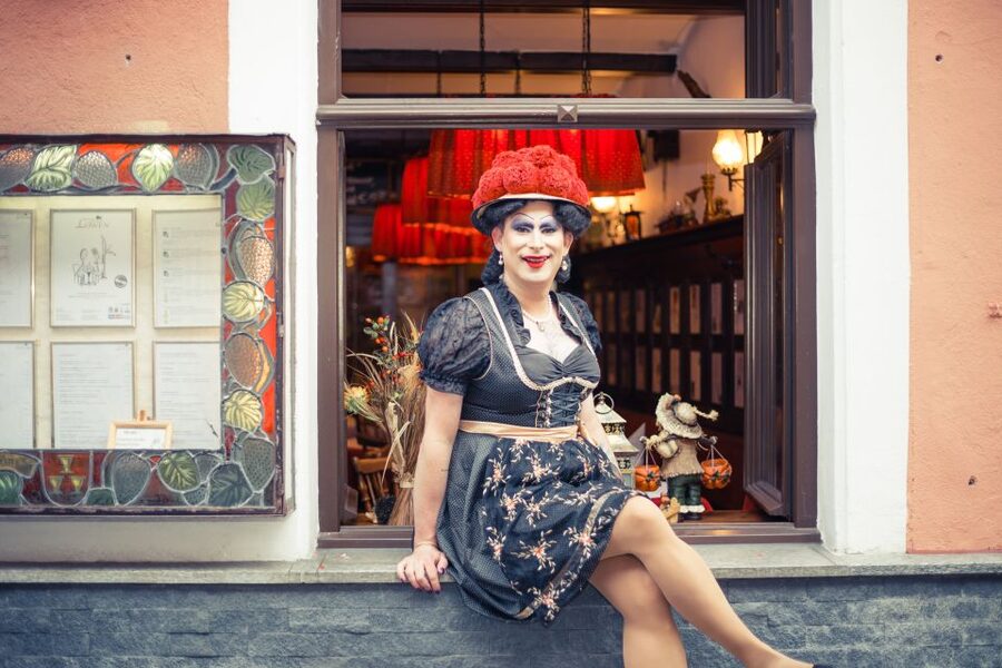 Freiburg: Drag Queen Show Walk with Betty BBQ - What the city walk actually feels like