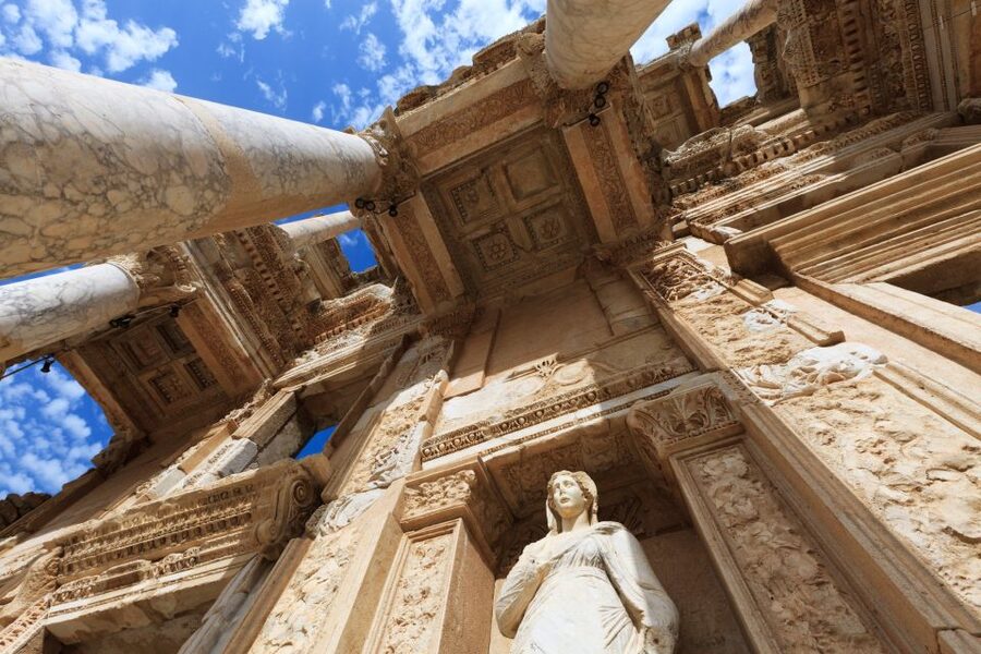 From Kusadasi/Izmir: Ephesus Private Tour with Less Walking - The guides make or break the experience