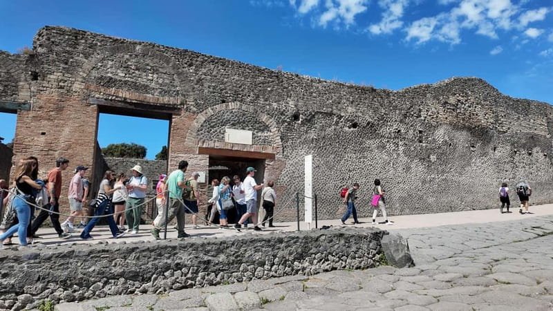 From Naples: Guided tour of Pompeii skip-the-line and round-trip train - Final verdict: a practical first look at Pompeii