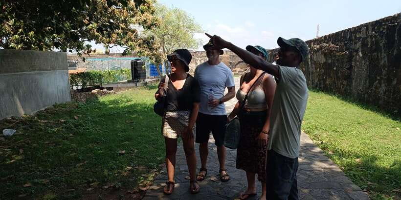 Galle Fort Walking tour - Walking the ramparts from bastion to bastion