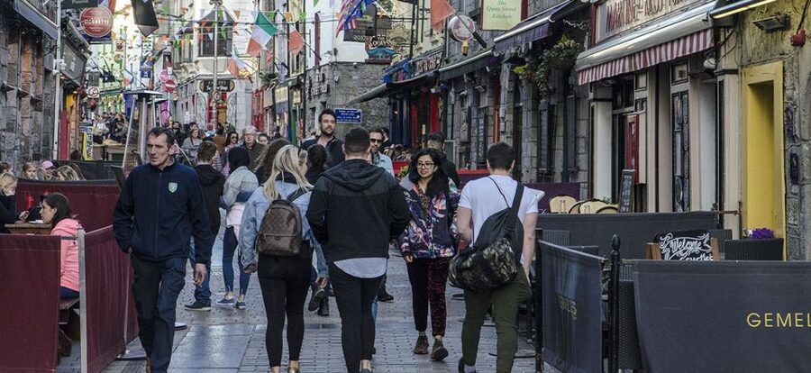 Galway City: Guided 1.5-Hour Walking Tour - Key points to know before you book