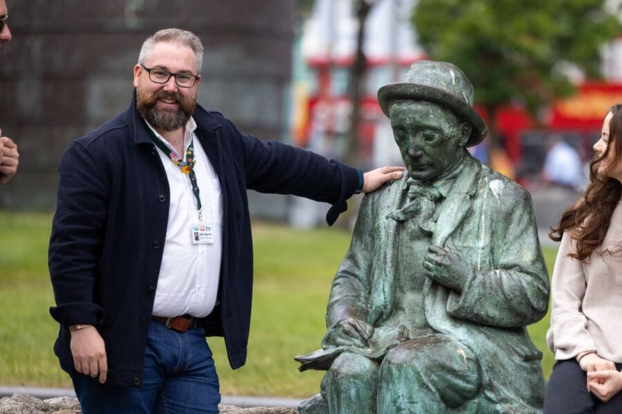 Galway: Welcome to Galway Walking Tour - Stories that connect medieval Galway with modern life