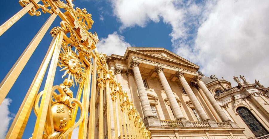 Gardens of Versailles Walking Tour & Palace Entry - The groves, fountains, and stories behind them