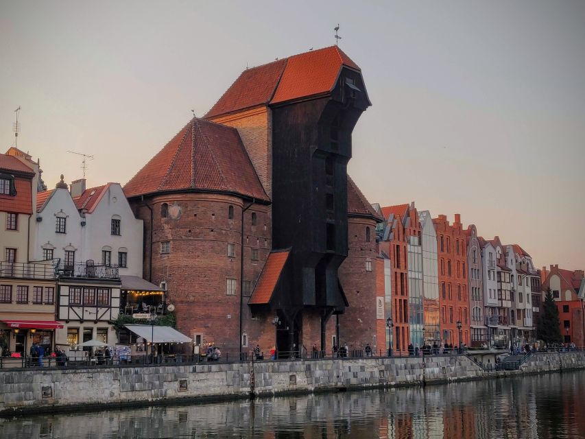 Gdańsk City Sights & History Guided Walking Tour in English - WWII, the postwar rebuilding, and Solidarity