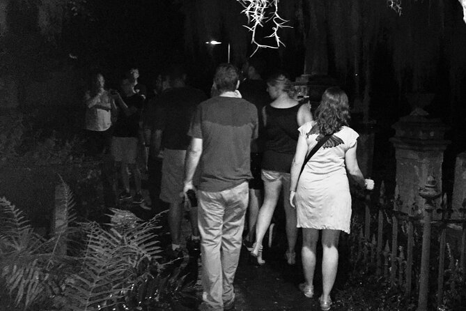 Ghosts of Charleston Night-Time Walking Tour with Unitarian Church Graveyard - Should you book the Ghosts of Charleston tour?