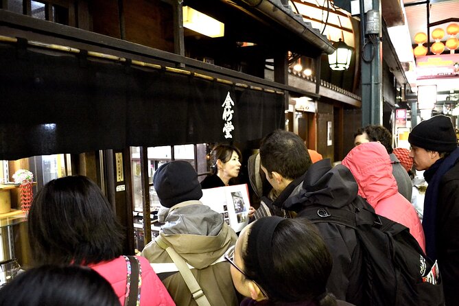 Gion Walking Tour by Night - Meeting at 5:30 pm Without a Late Arrival Safety Net