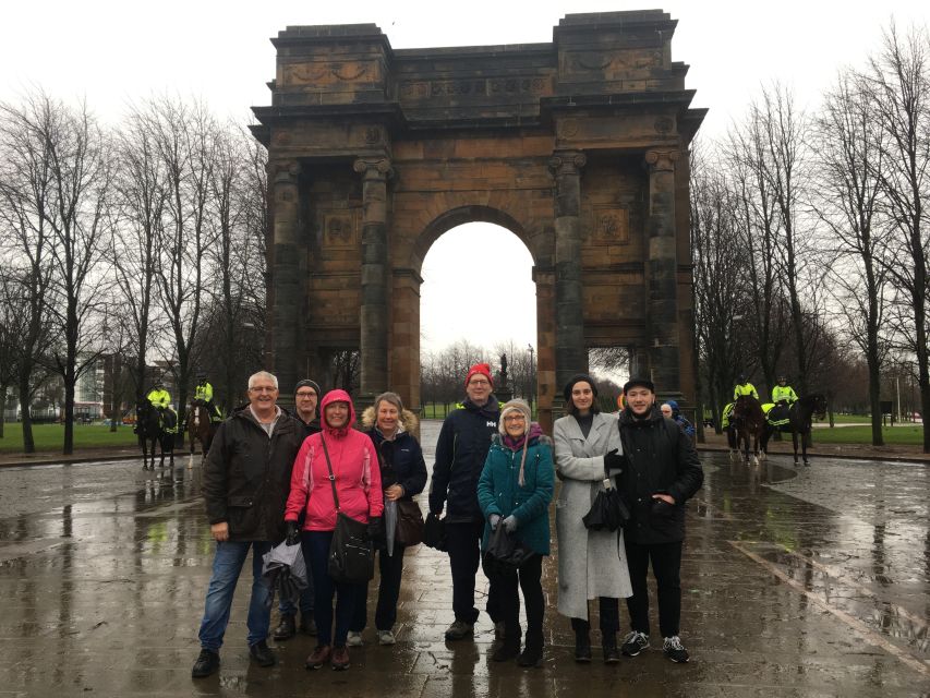 Glasgow: City Center Guided Walking Tour - The guides make the difference