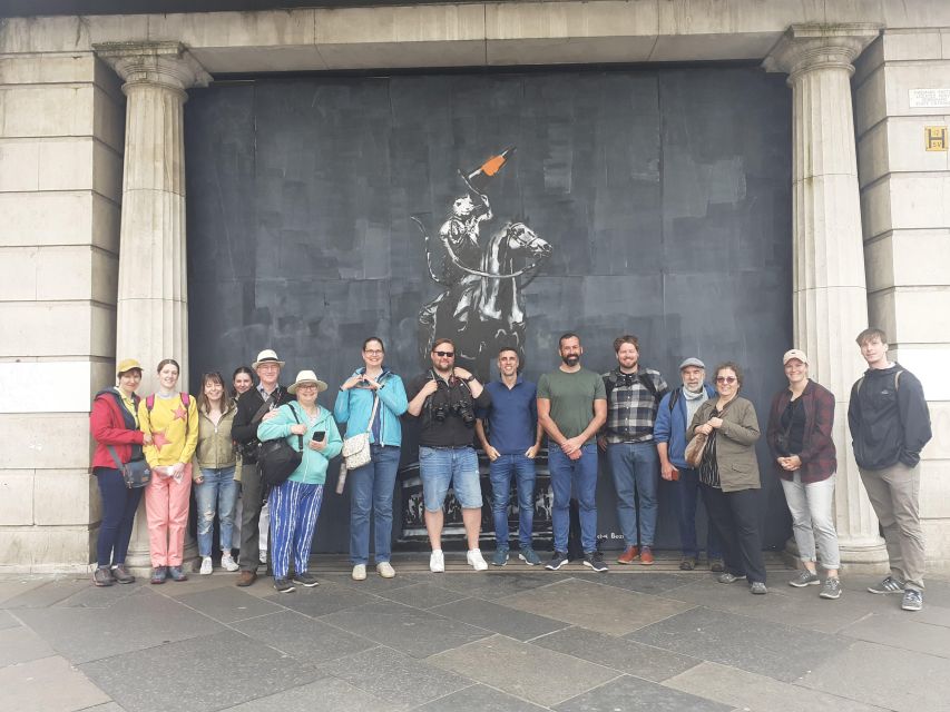 Glasgow: Street Art Guided Walking Tour - The Clutha and Glasgow’s local character