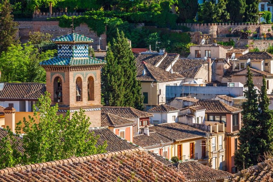 Granada: Albaicín and Sacromonte Walking Tour - Key points at a glance