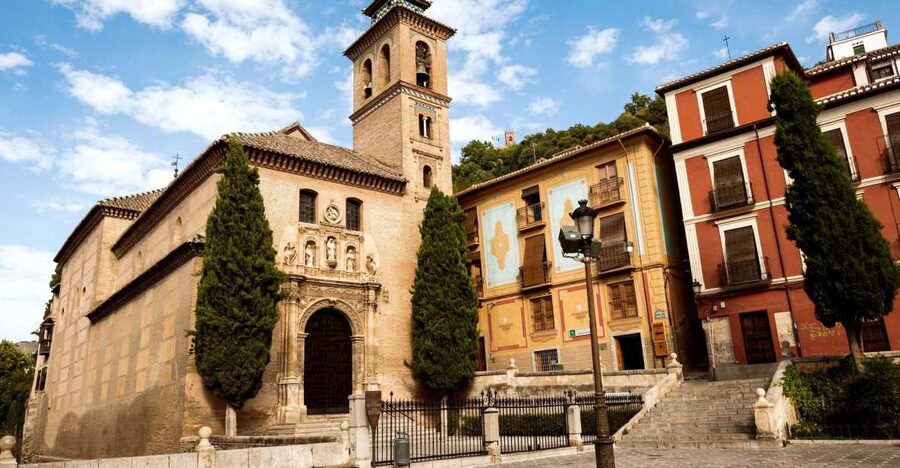 Granada: Albayzin and Sacromonte Walking Tour - The Alhambra views that make the climb worthwhile