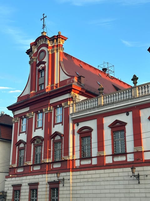 Group city tour (walking tour) through Wroclaw in German - Spotting Wrocław’s famous gnomes