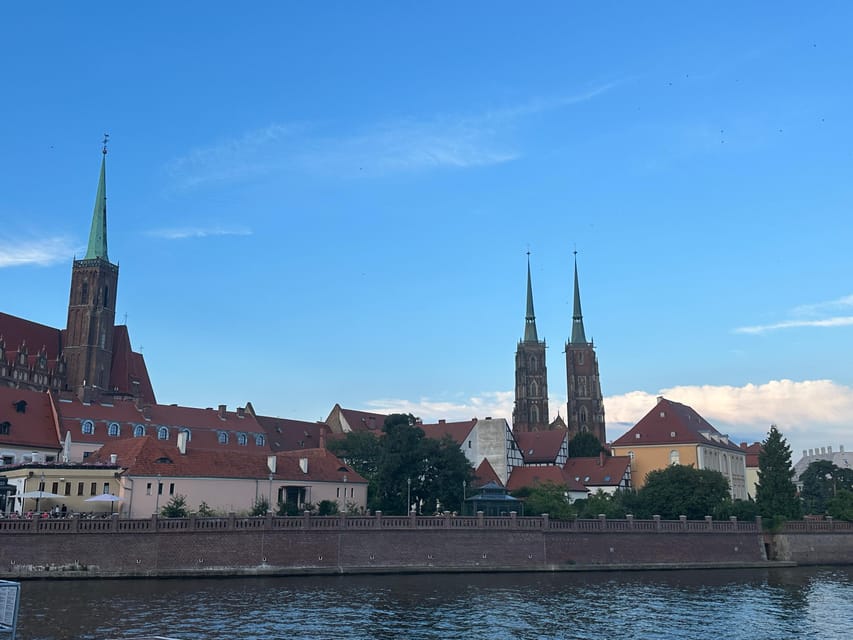 Group city tour (walking tour) through Wroclaw in German - Wrocław Town Hall and the medieval center