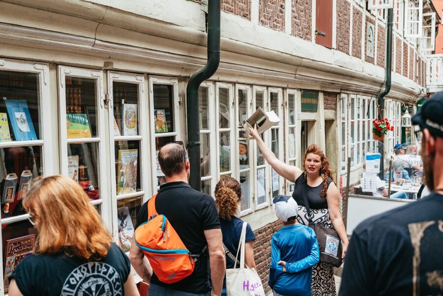 Hamburg: Guided Walking Tour for Magic Fans - Is $23 a fair price?