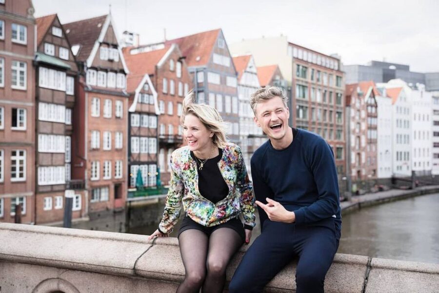Hamburg: Private Couples' Photoshoot and Walking Tour - St. Nikolai Memorial and its darker mood