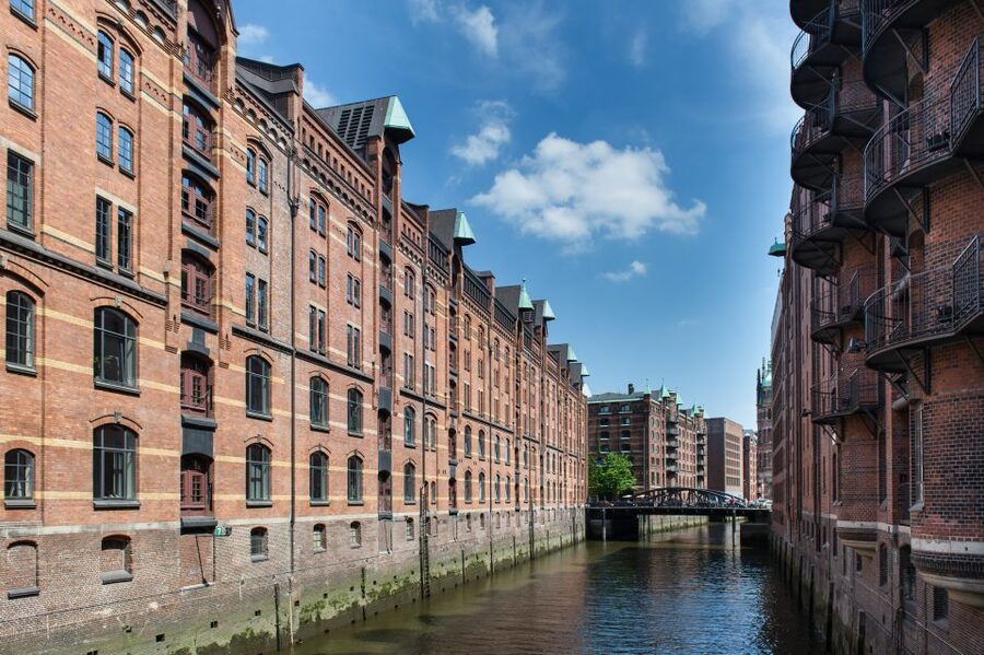 Hamburg: Speicherstadt Walking Tour with Coffee Tasting - Why Speicherstadt makes a strong setting for a walking tour