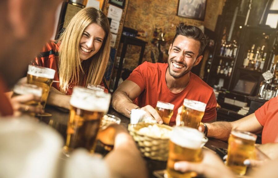 Hamburg: St. Pauli Breweries Walking Tour with Tastings - Starting at Hamburg’s jetties