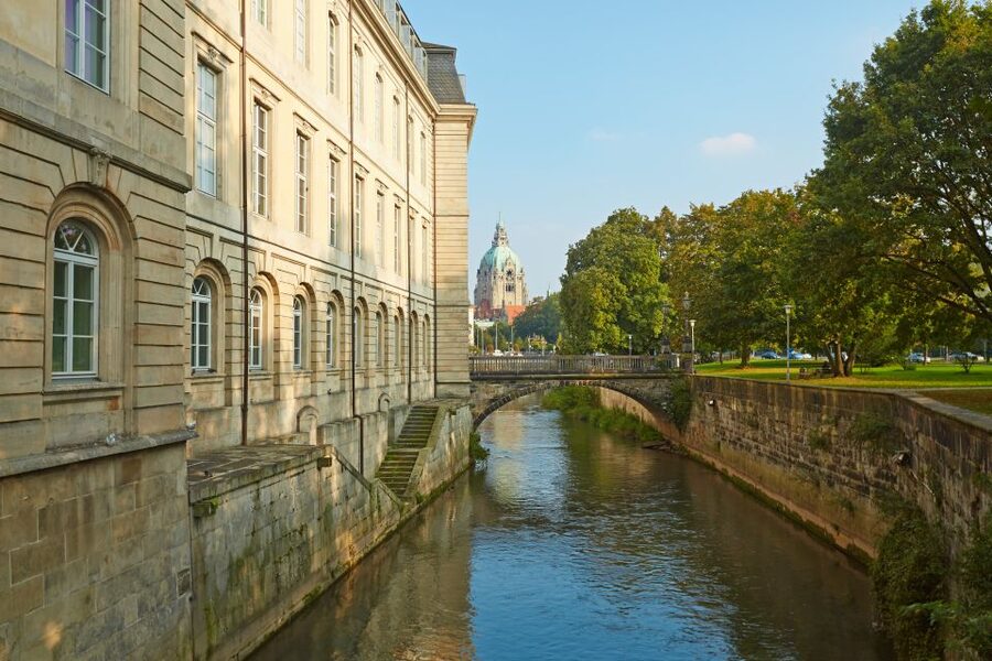 Hannover: Guided City Walk - The Opera Theater and Hannover’s cultural side