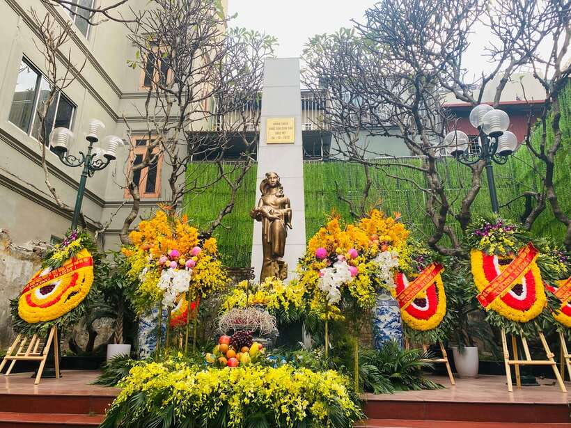 Hanoi: Cho Gioi Vietnam War History Walking Tour - Practical details before you go