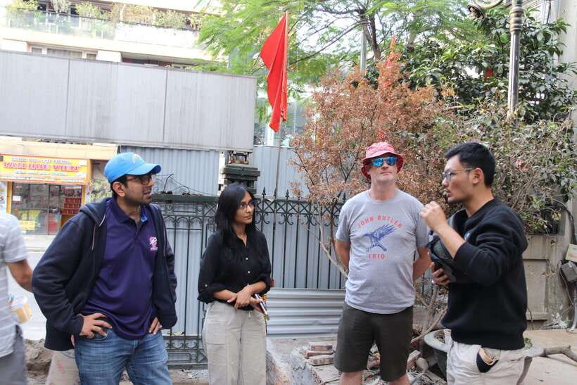 Hanoi: Cho Gioi Vietnam War History Walking Tour - A coffee break near Hanoi Train Street