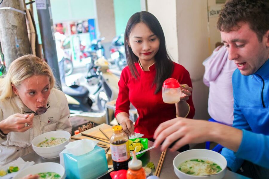 Hanoi: Small-Group Street Food Walking Tour - Who should book this food walk?