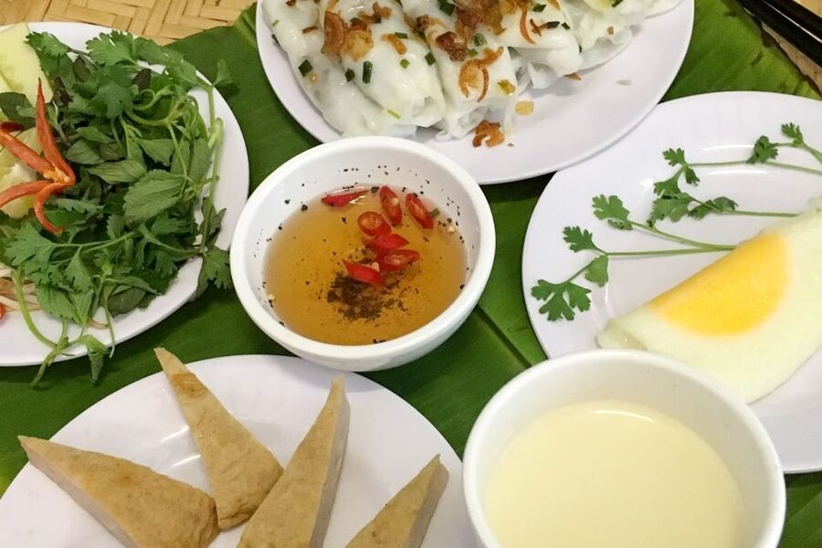 Hanoi: Small-Group Street Food Walking Tour - Banh mi with pate and plenty of texture