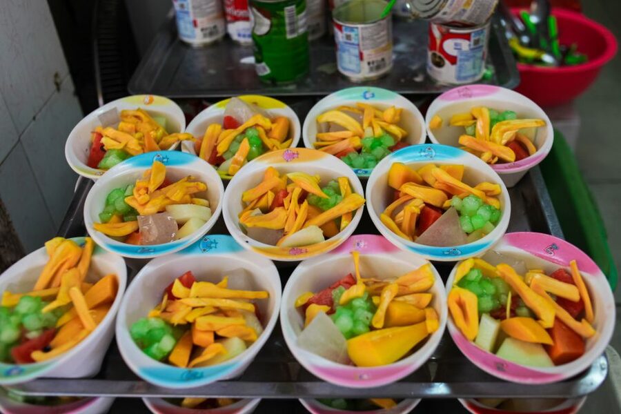 Hanoi Walking Street Food Tour & Cyclo Ride - Starting with Hanoi’s street food