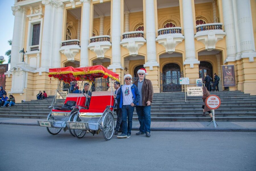 Hanoi Walking Street Food Tour & Cyclo Ride - Walking the Old Quarter with a local guide
