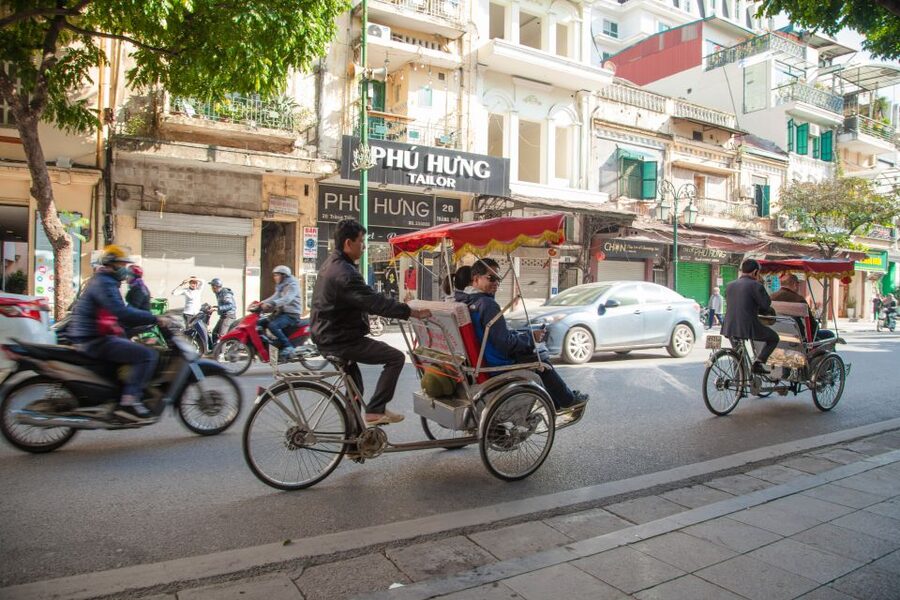 Hanoi Walking Street Food Tour & Cyclo Ride - The 40-minute cyclo ride around Hanoi
