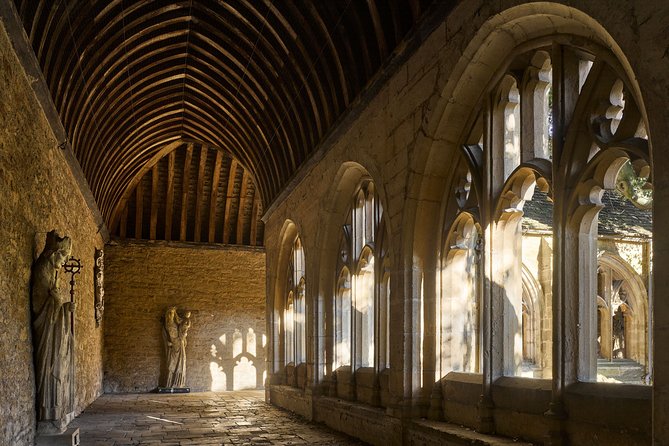 Harry Potter Walking Tour of Oxford Including New College - Clarendon Building and Oxford’s early study of magic