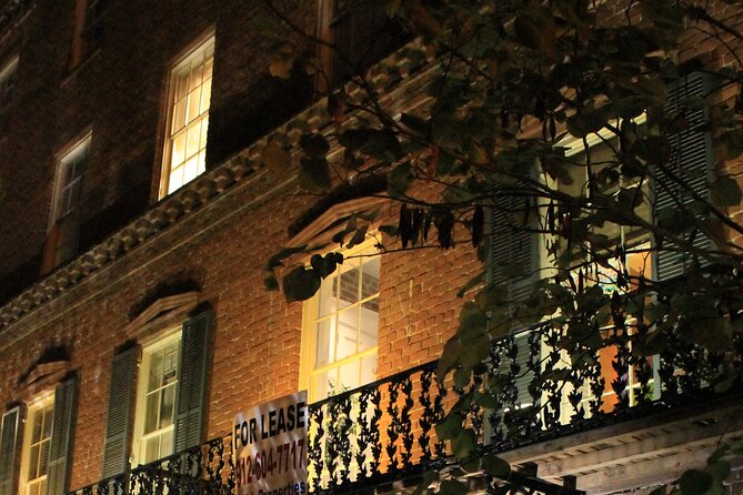 Haunted Savannah Booze and Boos Ghost Walking Tour - Stories between the bars