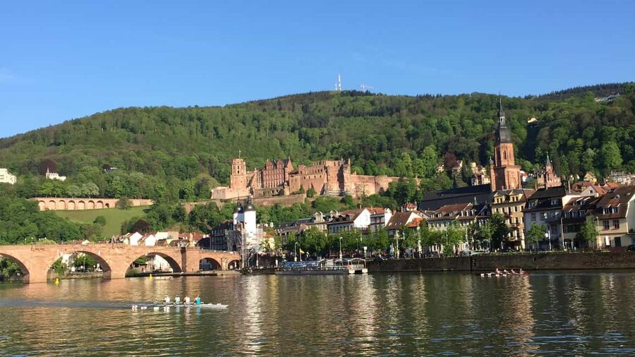 Heidelberg: Experience our history 1.5-hour walking tour through the old town - Guide quality and the value of the storytelling