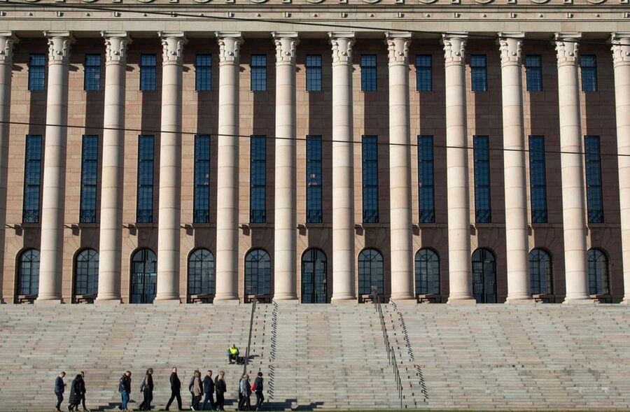 Helsinki: Architectural Highlights Guided Walking Tour - Amos Rex and Kamppi Chapel