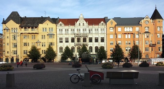 Helsinki: Private Walking Tour with a Local - What the two-hour Helsinki introduction can cover