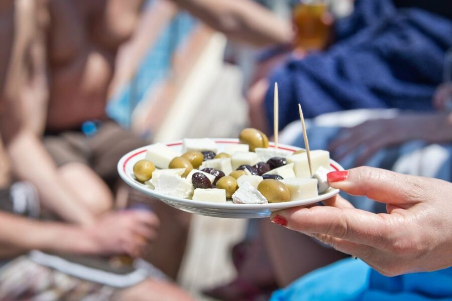 Heraklion: Food Tastings Walking Tour - Inside Heraklion’s food market