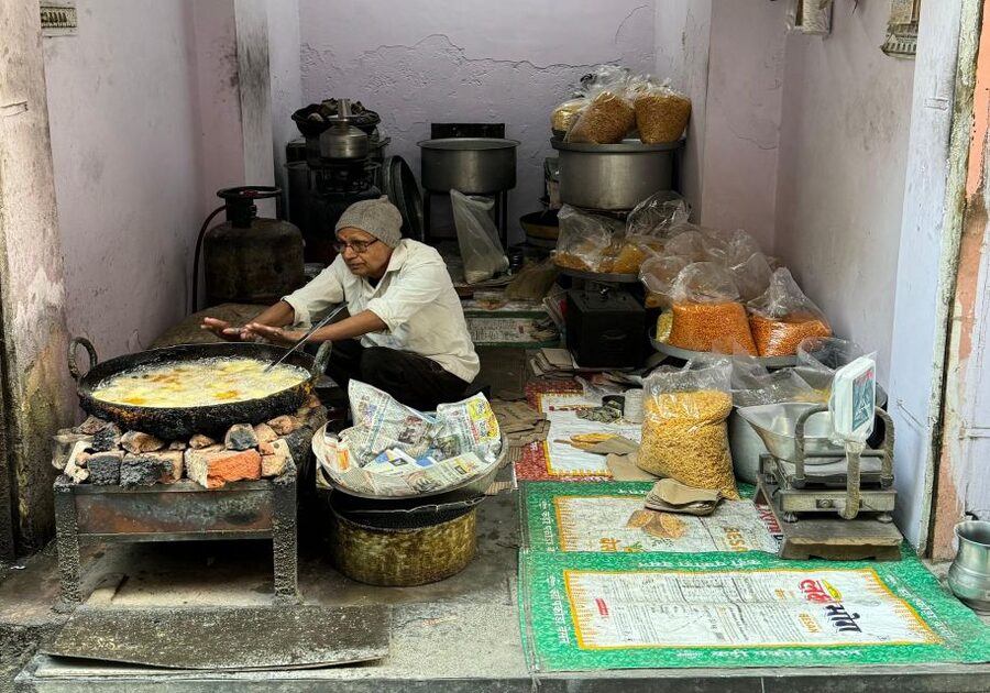 Heritage Walk & Street Food Tasting in Jaipur - Chhoti Chaupar and the final food stops