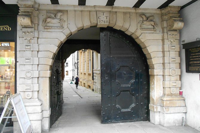 Hidden London Walking Tour - Looking through a window at the so-called Roman Bath