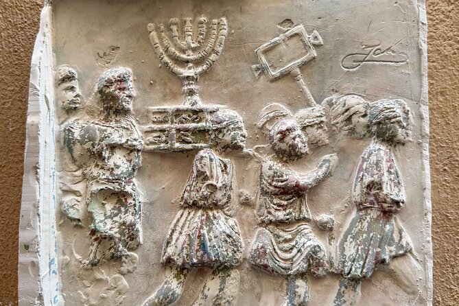 Highlights of Jewish Ghetto And Trastevere Walking Tour - Finding medieval Trastevere