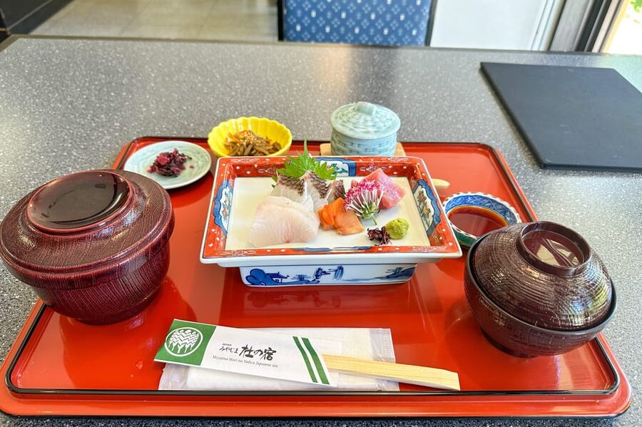 Hiroshima: Miyajima Half-day Historical Walking Tour - The O-Torii and Itsukushima Shrine