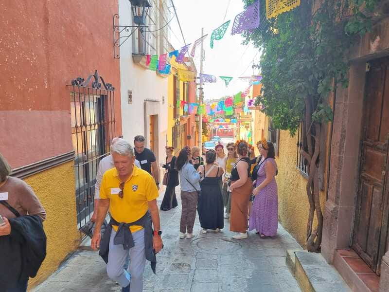 Historical & Cultural Walking Tour of San Miguel de Allende - How the guides shape the experience